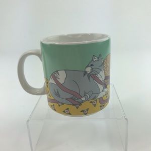 Mary Lake Thompson Silvestri Gray Cats w/ Yarn Mug
